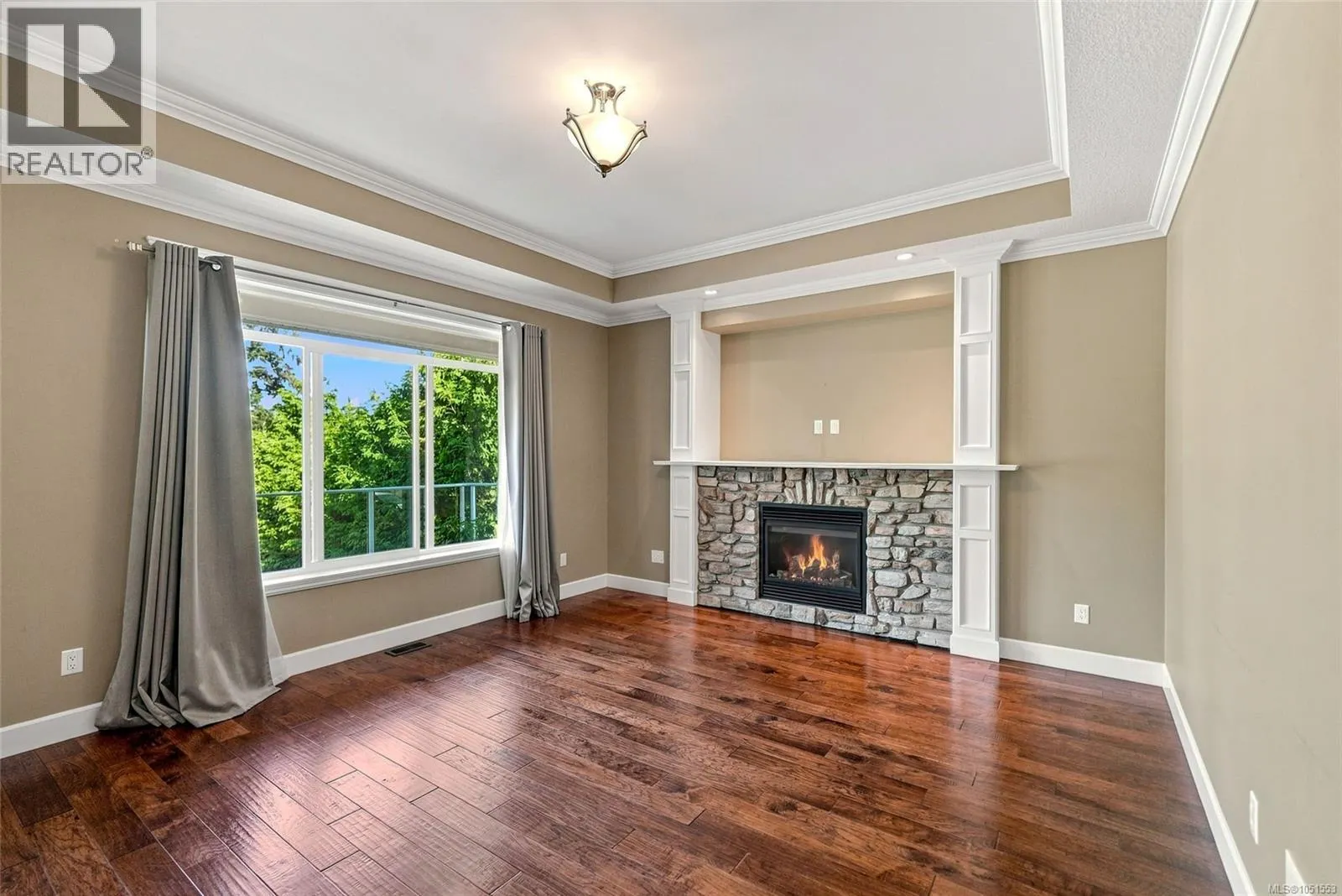 341 Sunny Dr
