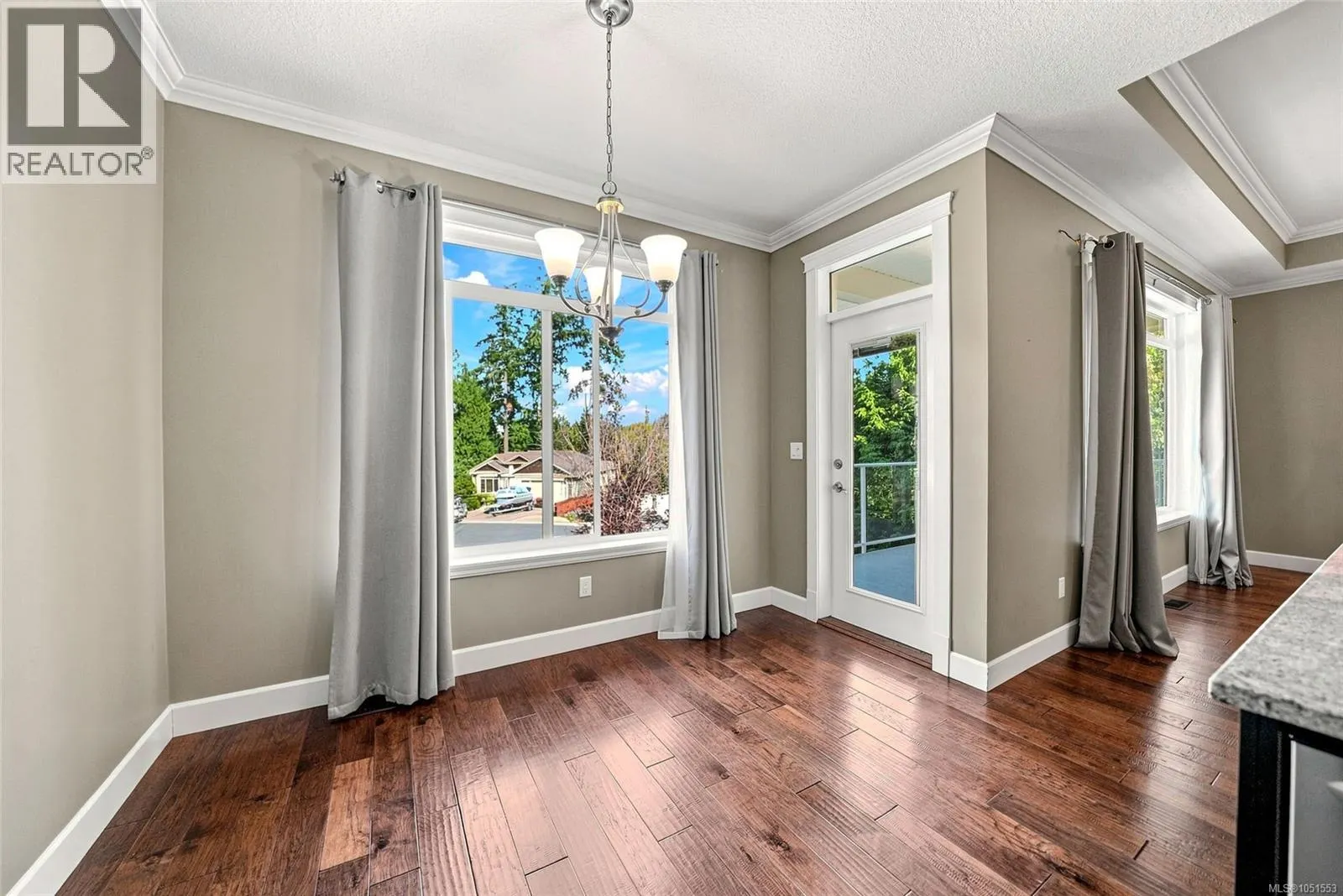 341 Sunny Dr