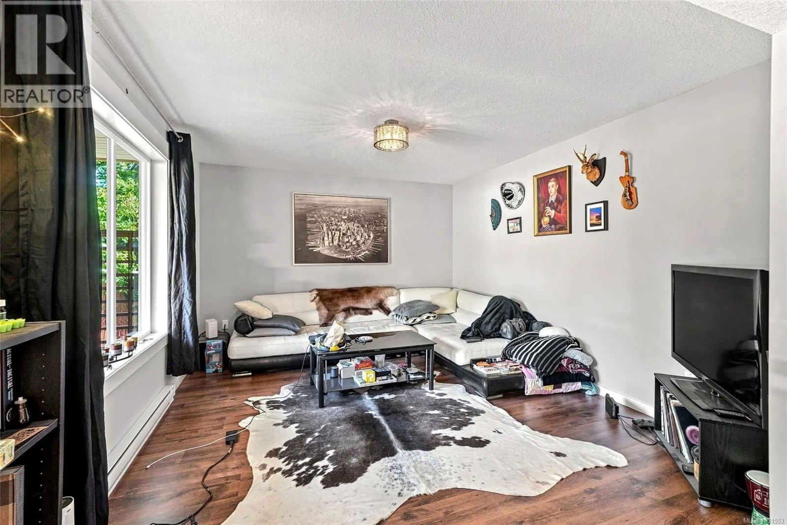 341 Sunny Dr
