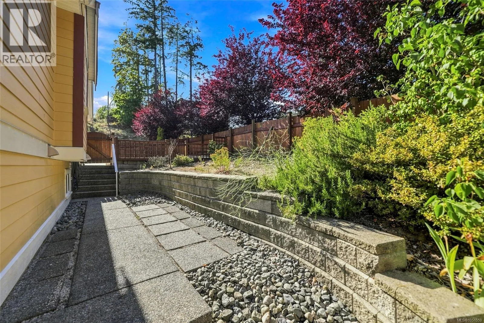 341 Sunny Dr