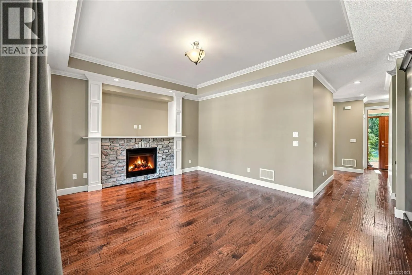 341 Sunny Dr