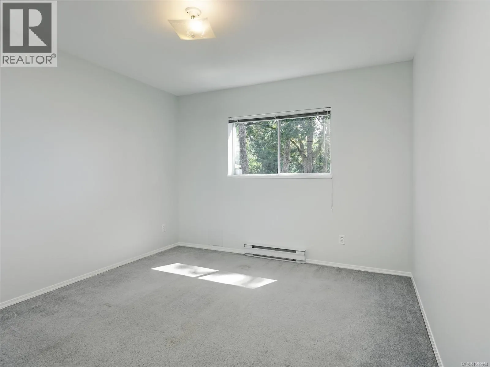 1287 Carmichael Crt