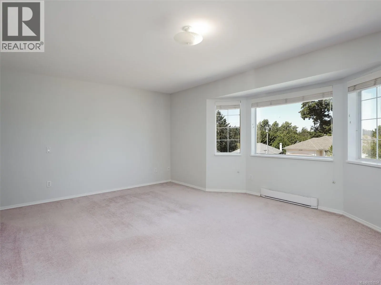 1287 Carmichael Crt
