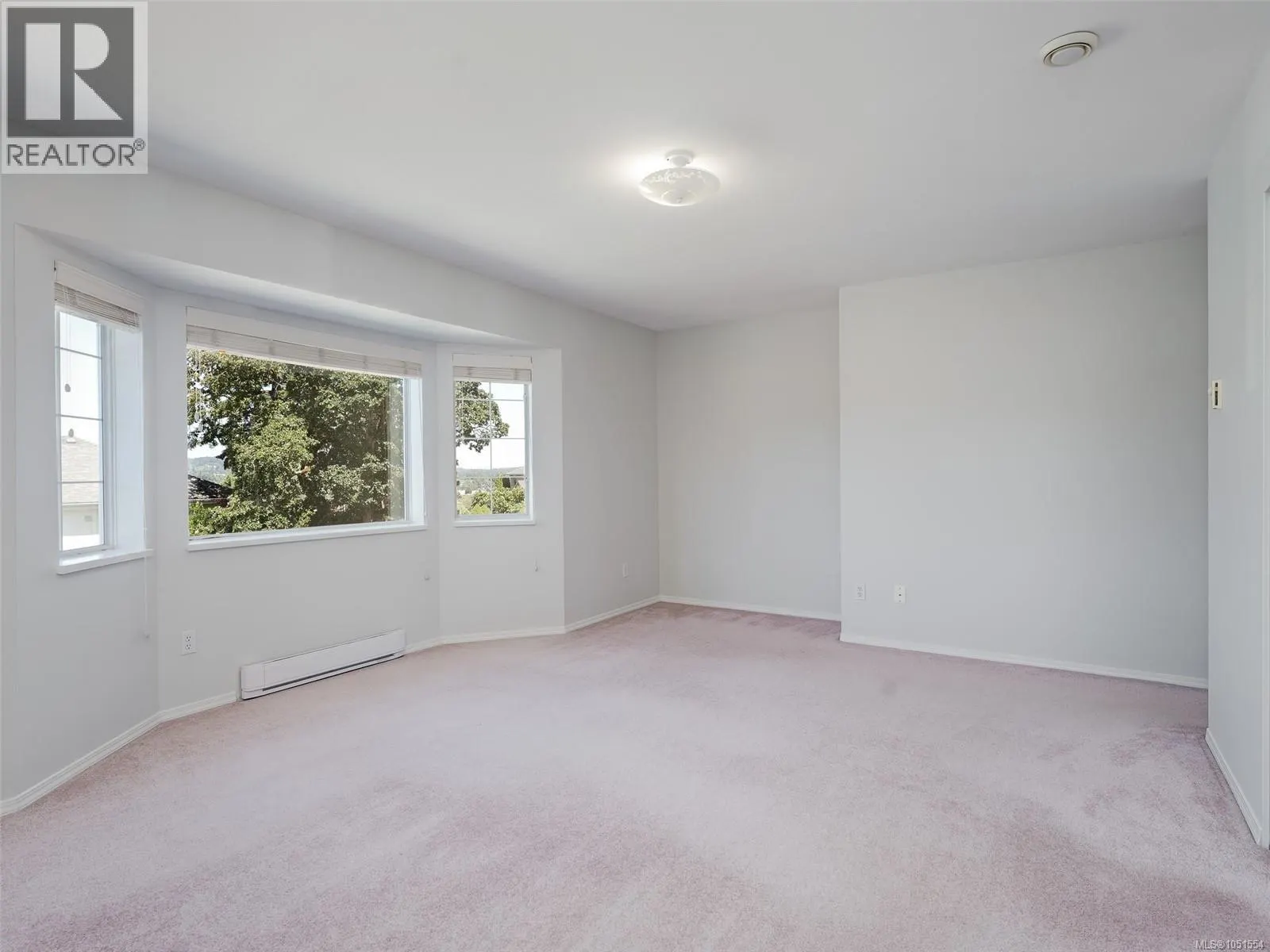 1287 Carmichael Crt