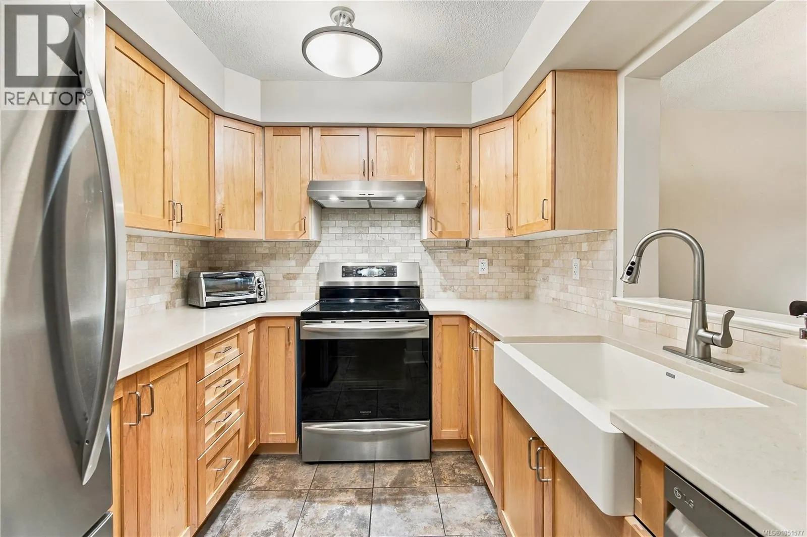 204 1620 Townsite Rd