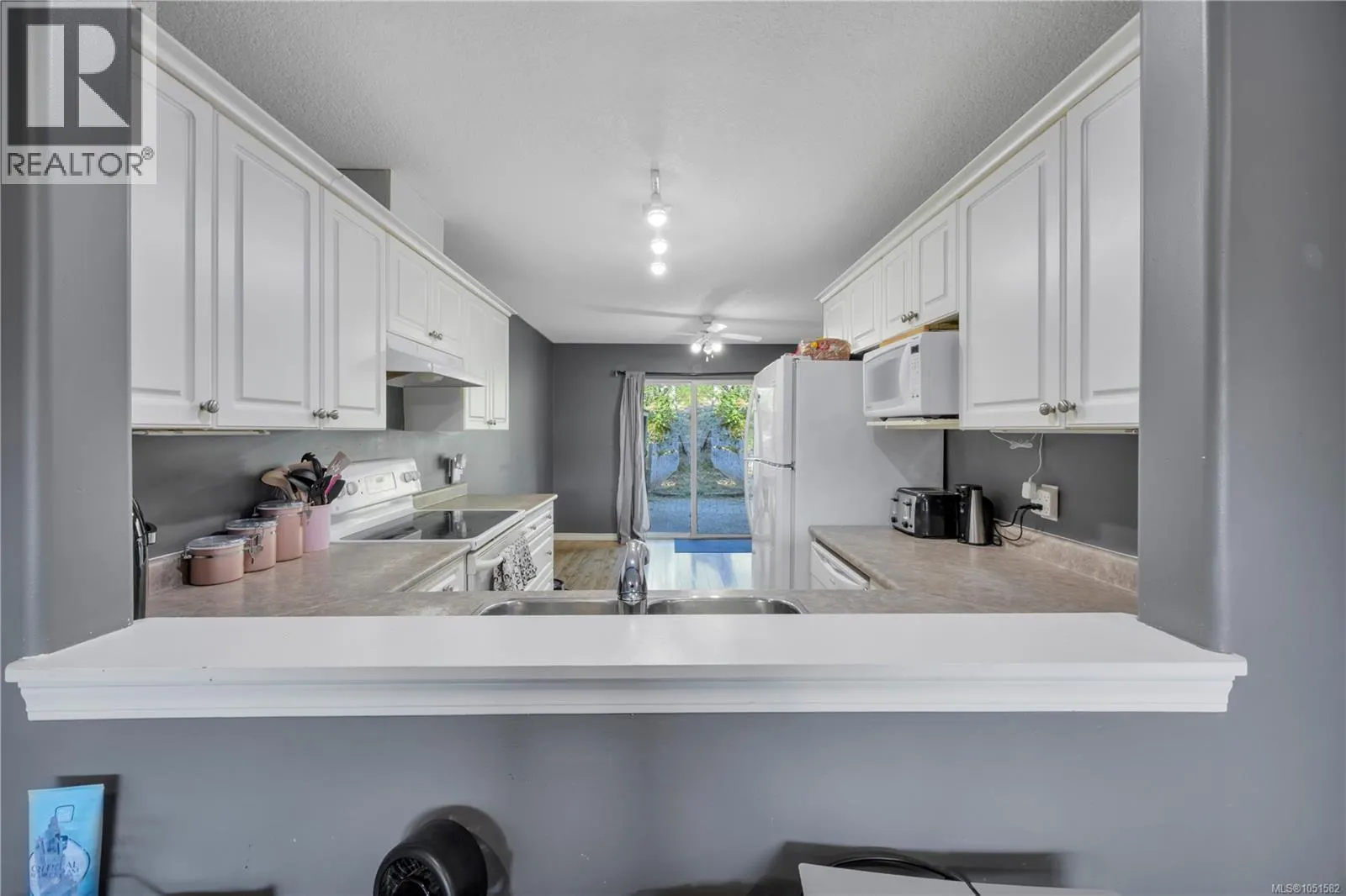 4780 Fairbrook Cres