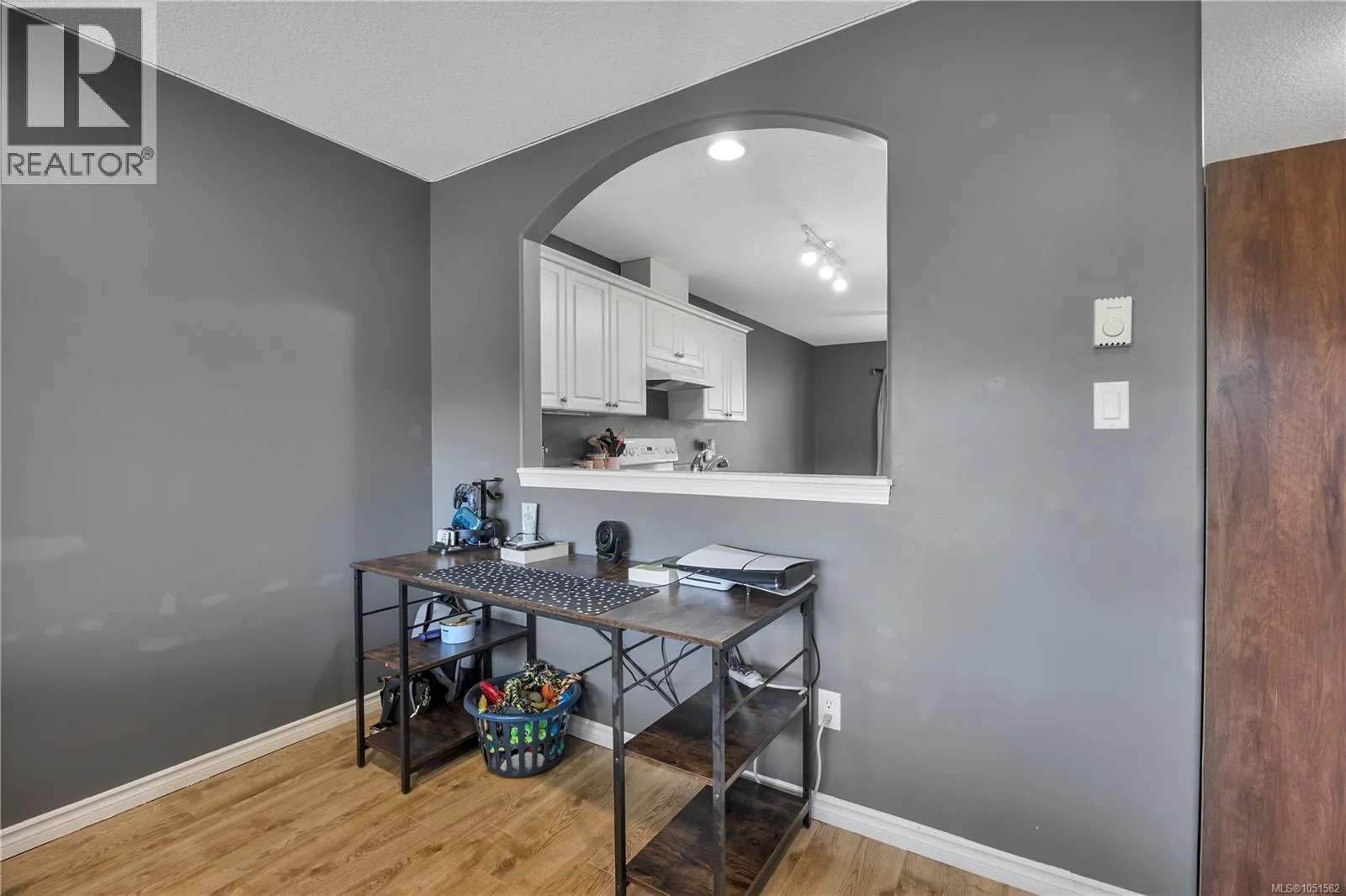 4780 Fairbrook Cres
