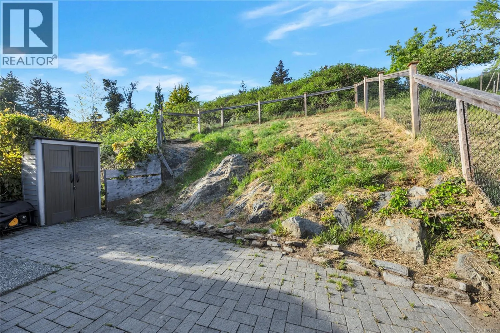 4780 Fairbrook Cres