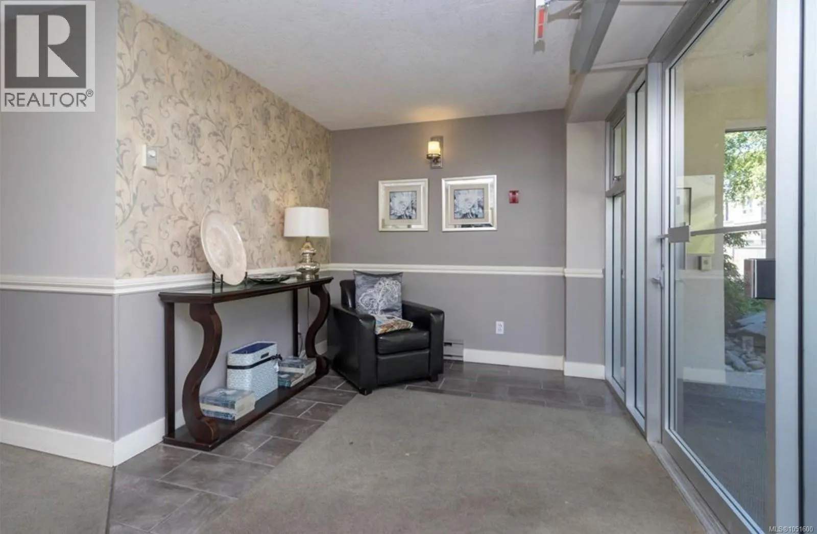 334 2245 James White Blvd
