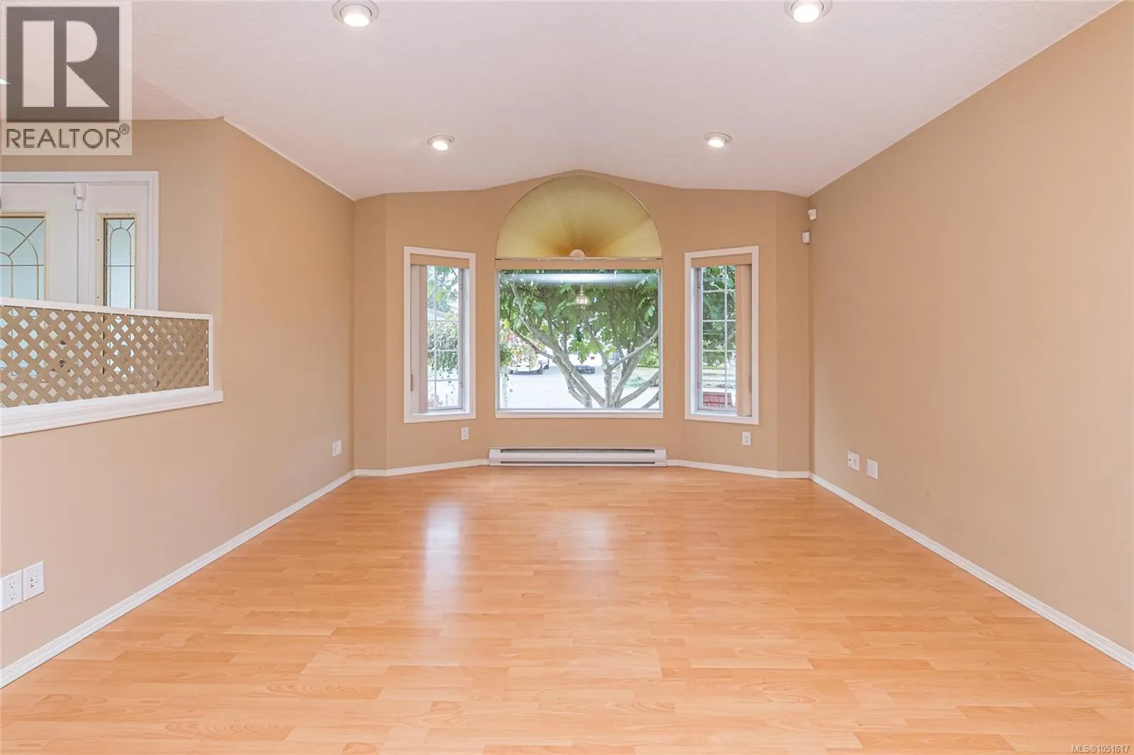 2674 Tamara Dr