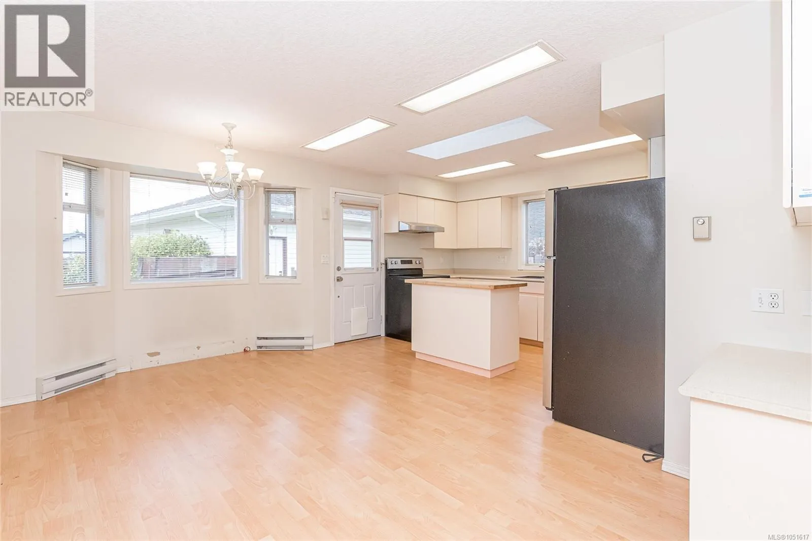 2674 Tamara Dr