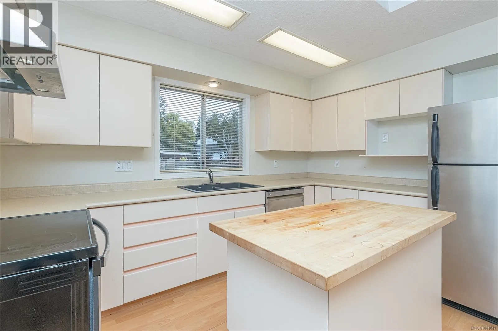 2674 Tamara Dr