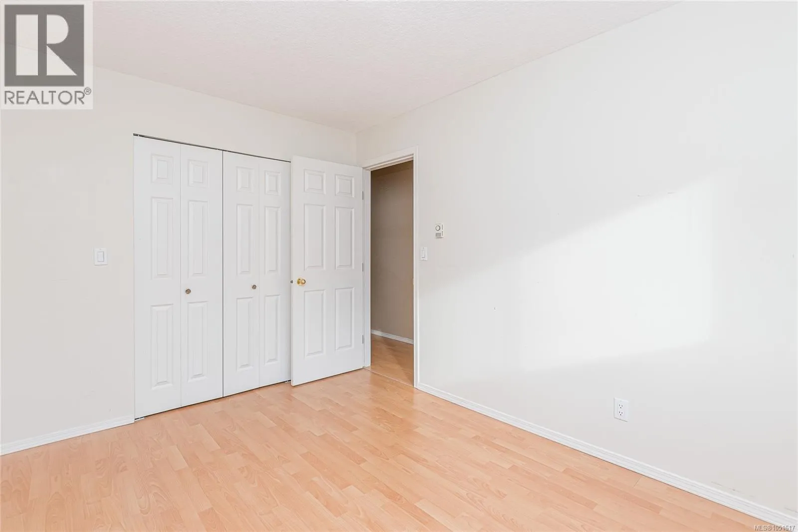 2674 Tamara Dr
