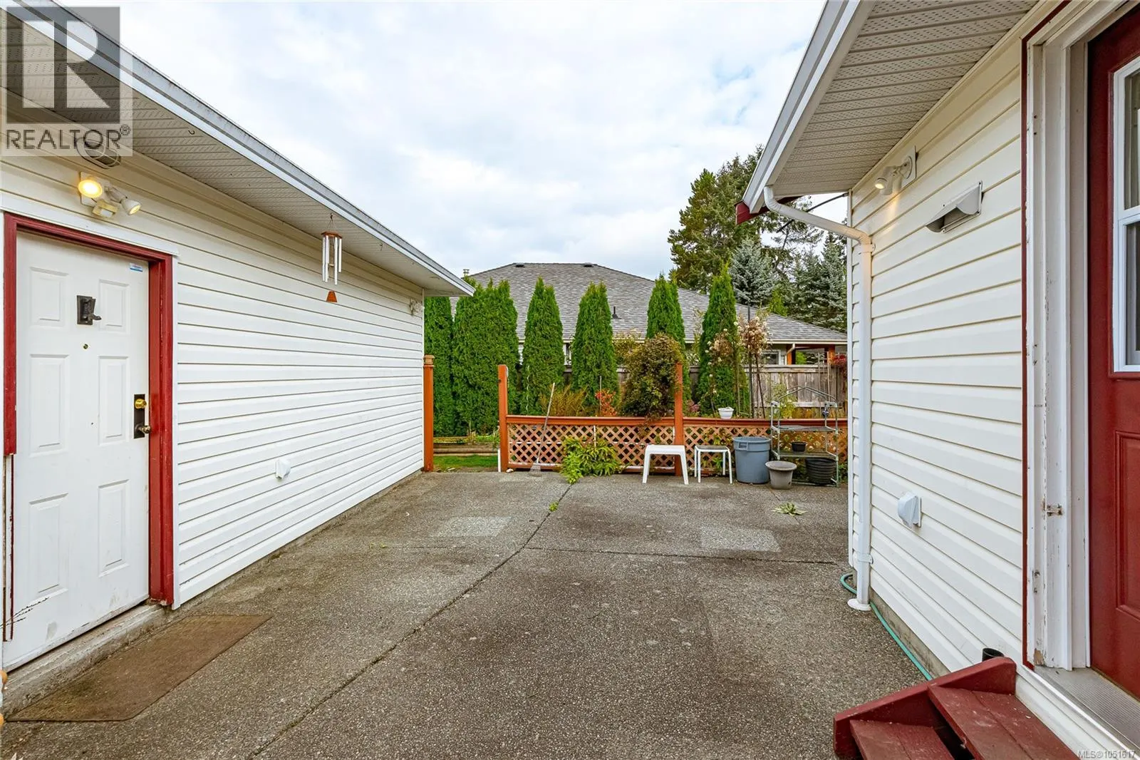 2674 Tamara Dr
