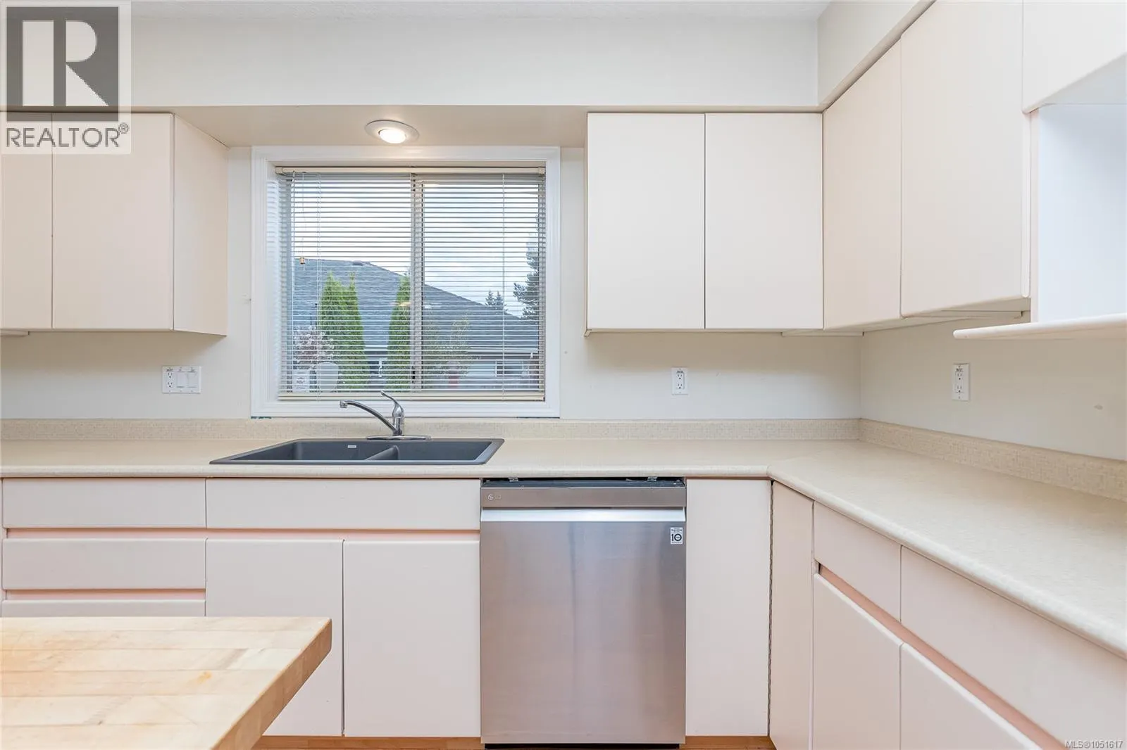 2674 Tamara Dr