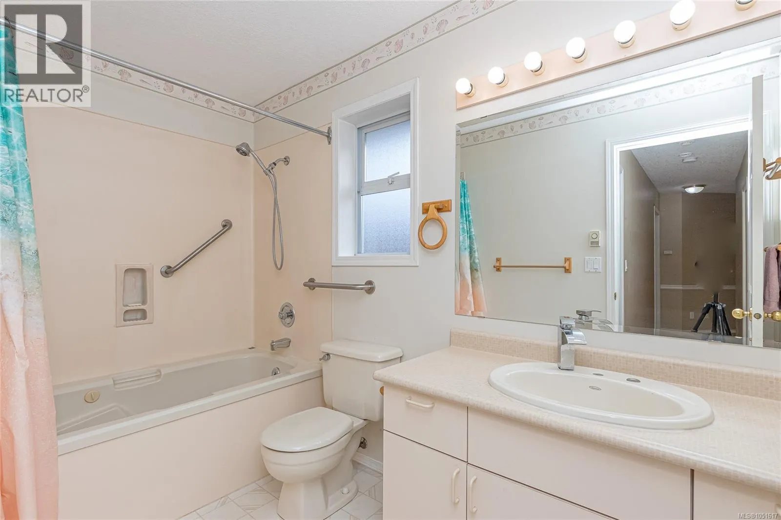 2674 Tamara Dr
