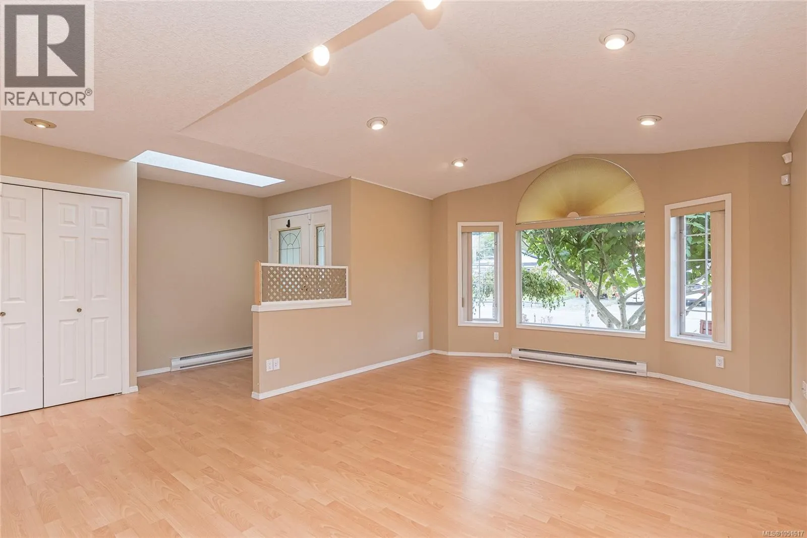 2674 Tamara Dr