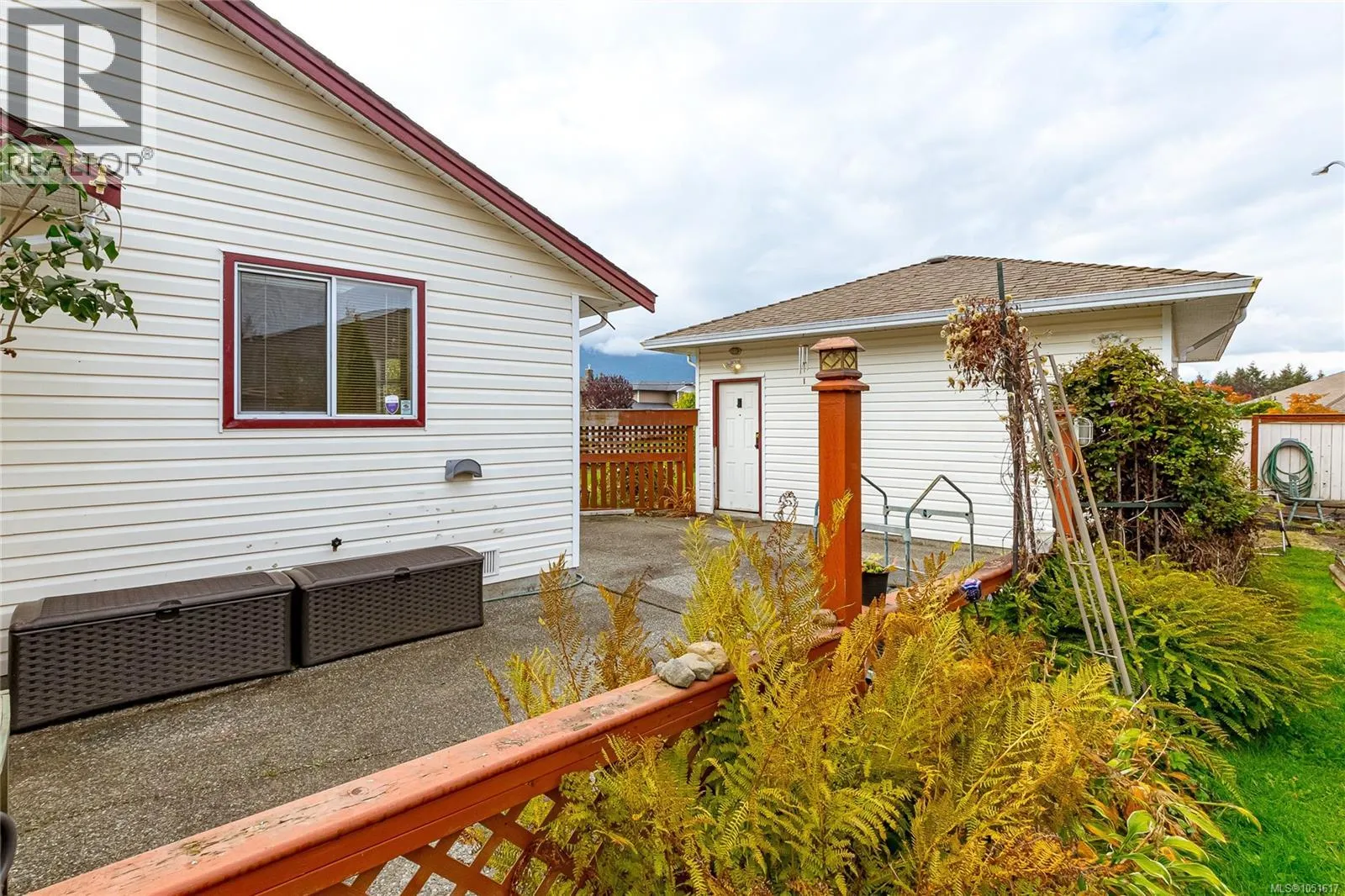 2674 Tamara Dr