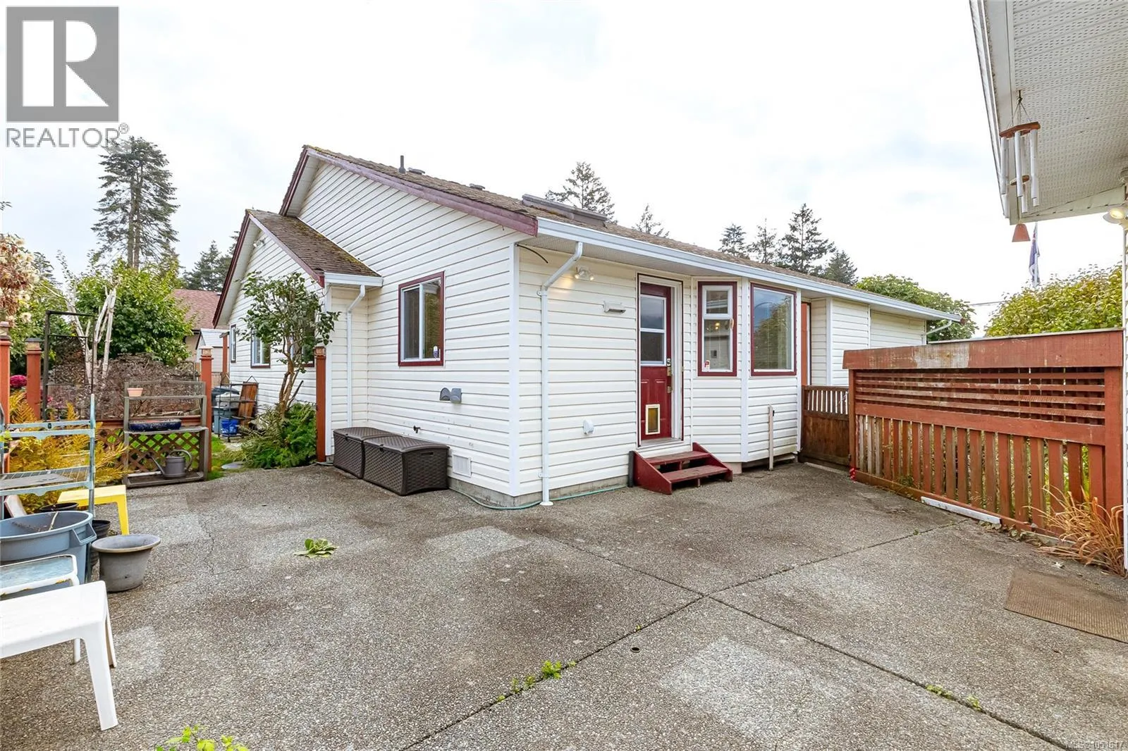 2674 Tamara Dr