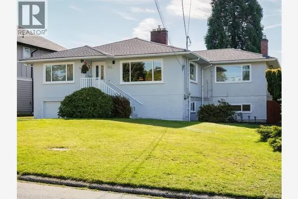 1715 Cedar Ave