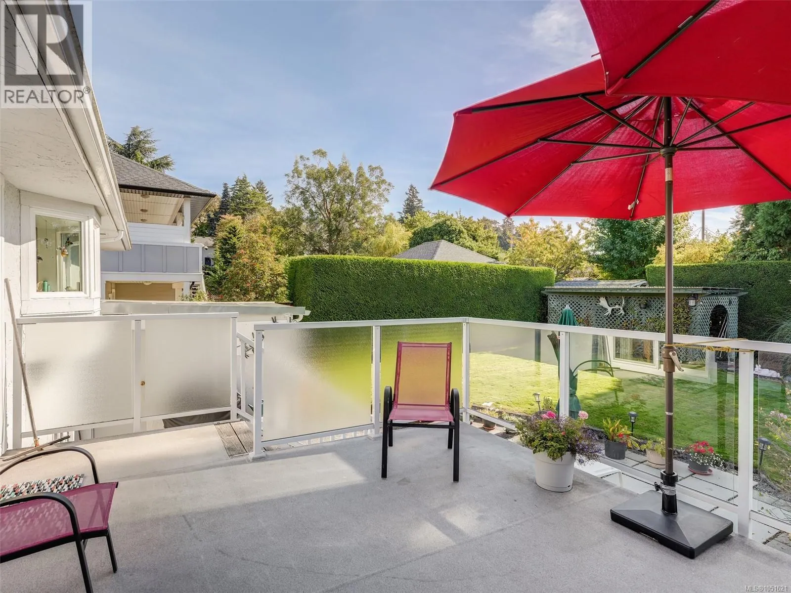 1715 Cedar Ave