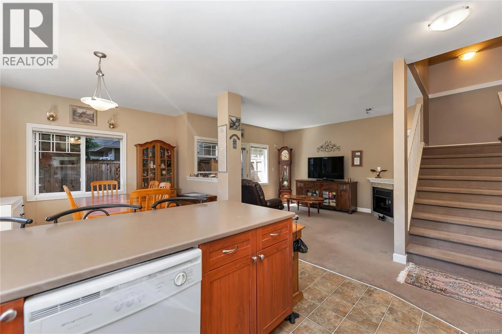 100 2744 Matson Rd