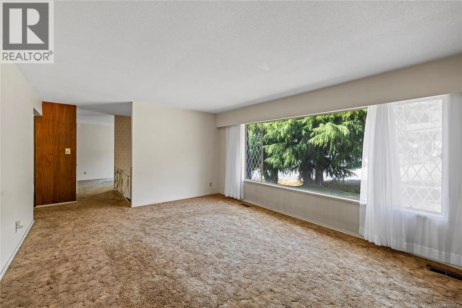 2999 King Richard Dr