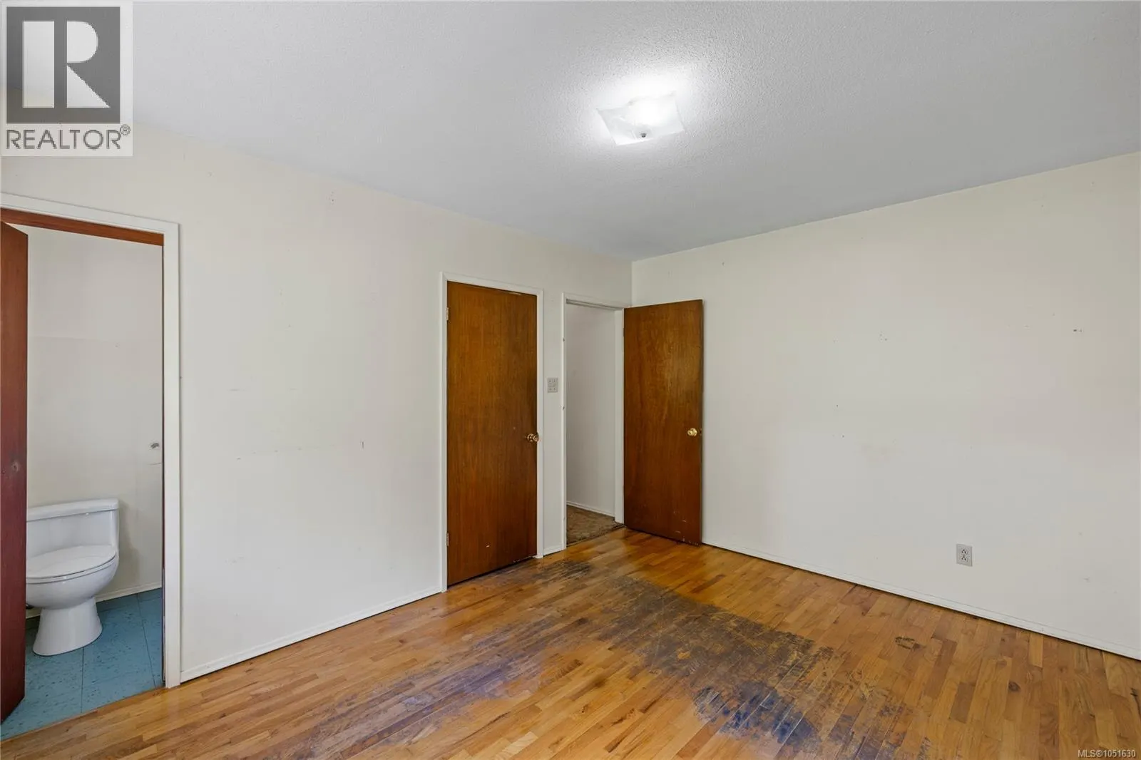 2999 King Richard Dr