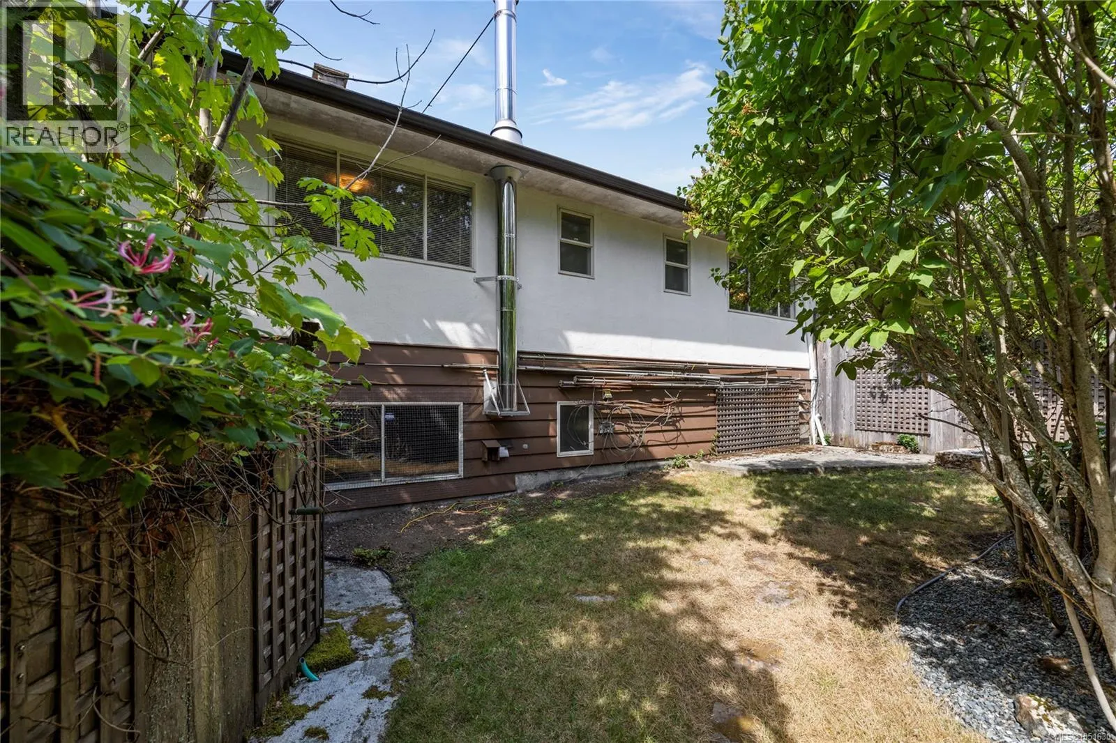 2999 King Richard Dr
