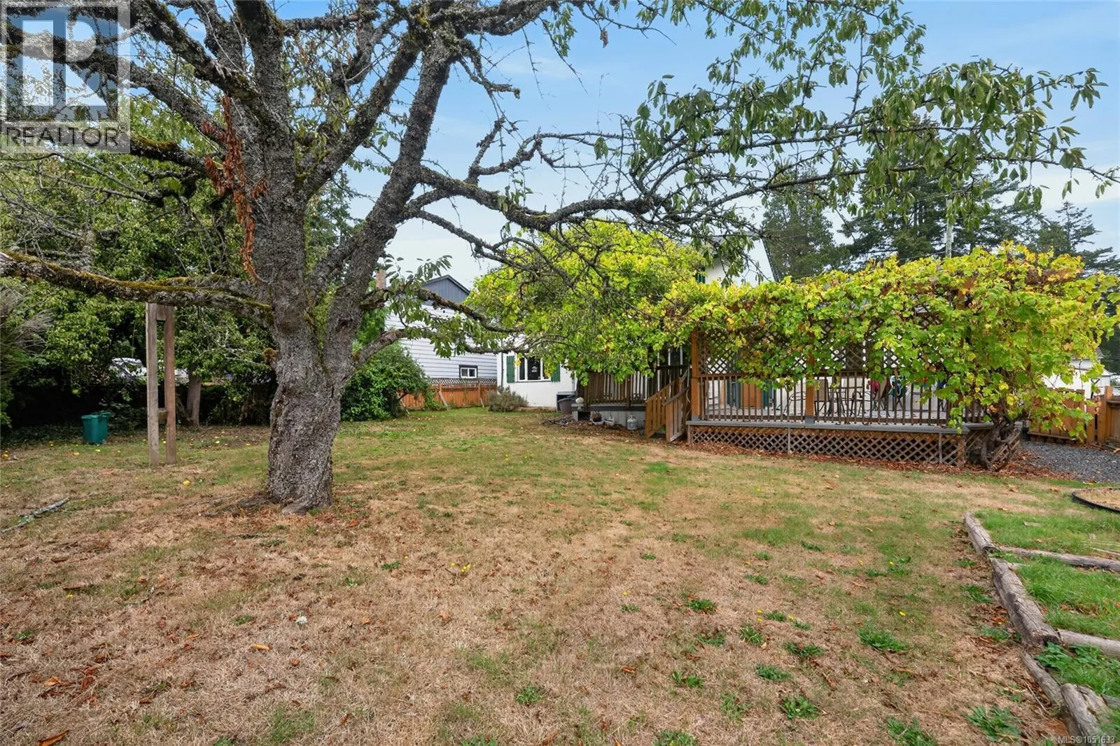 2025 Forest Dr