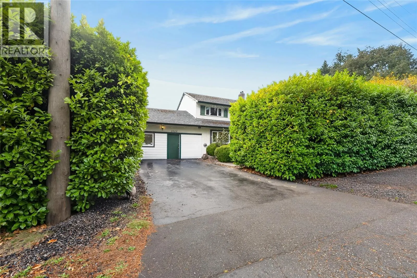 2025 Forest Dr