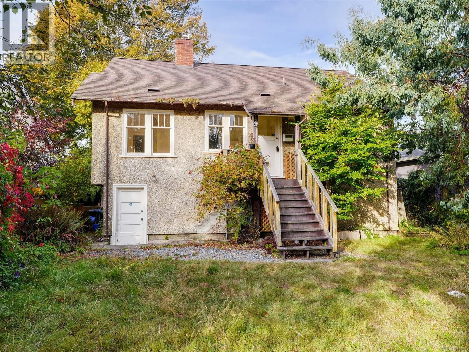 667 St. Patrick St