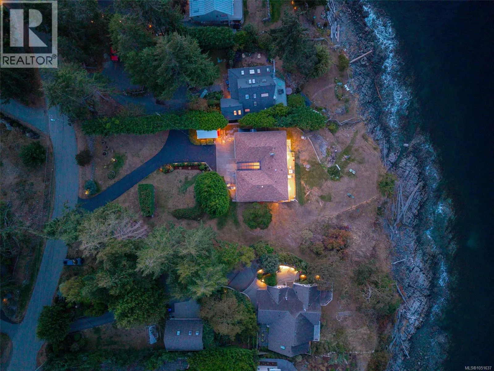 1388 Reef Rd