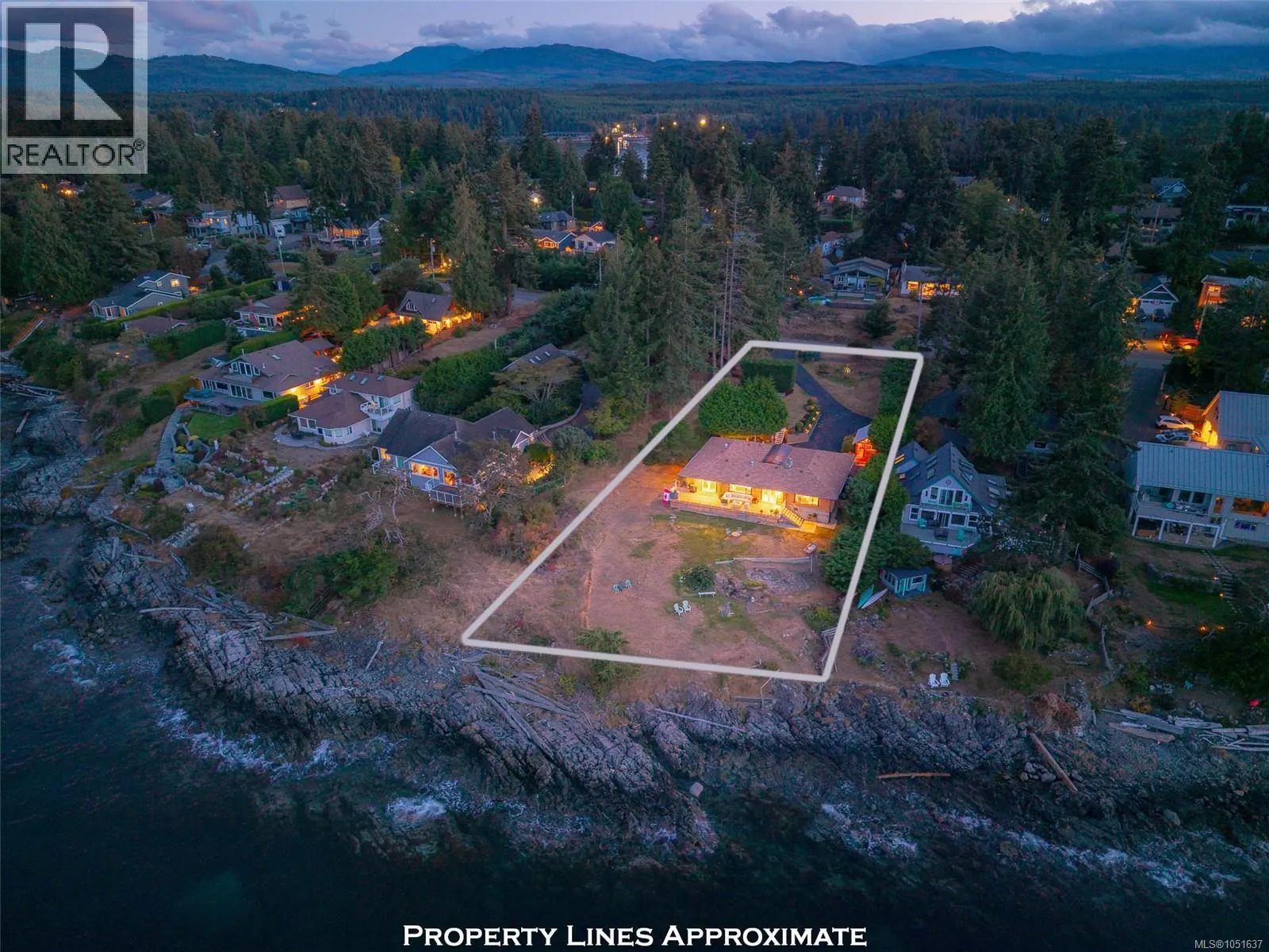 1388 Reef Rd