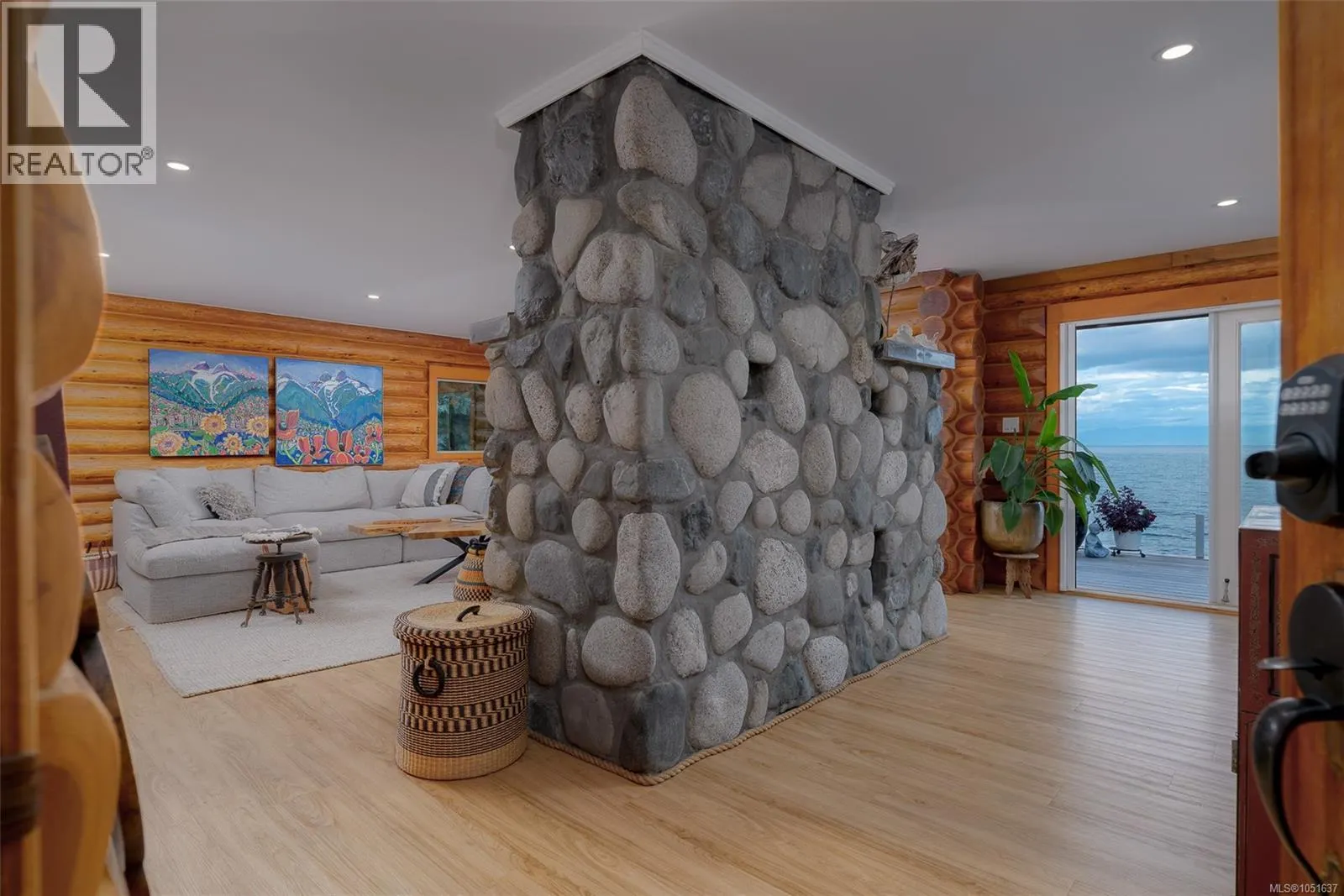 1388 Reef Rd