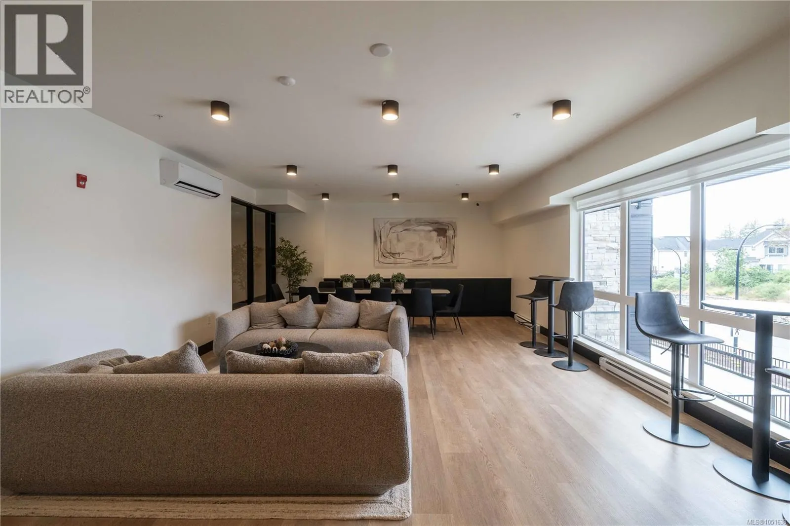511 2341 Bear Mountain Pkwy