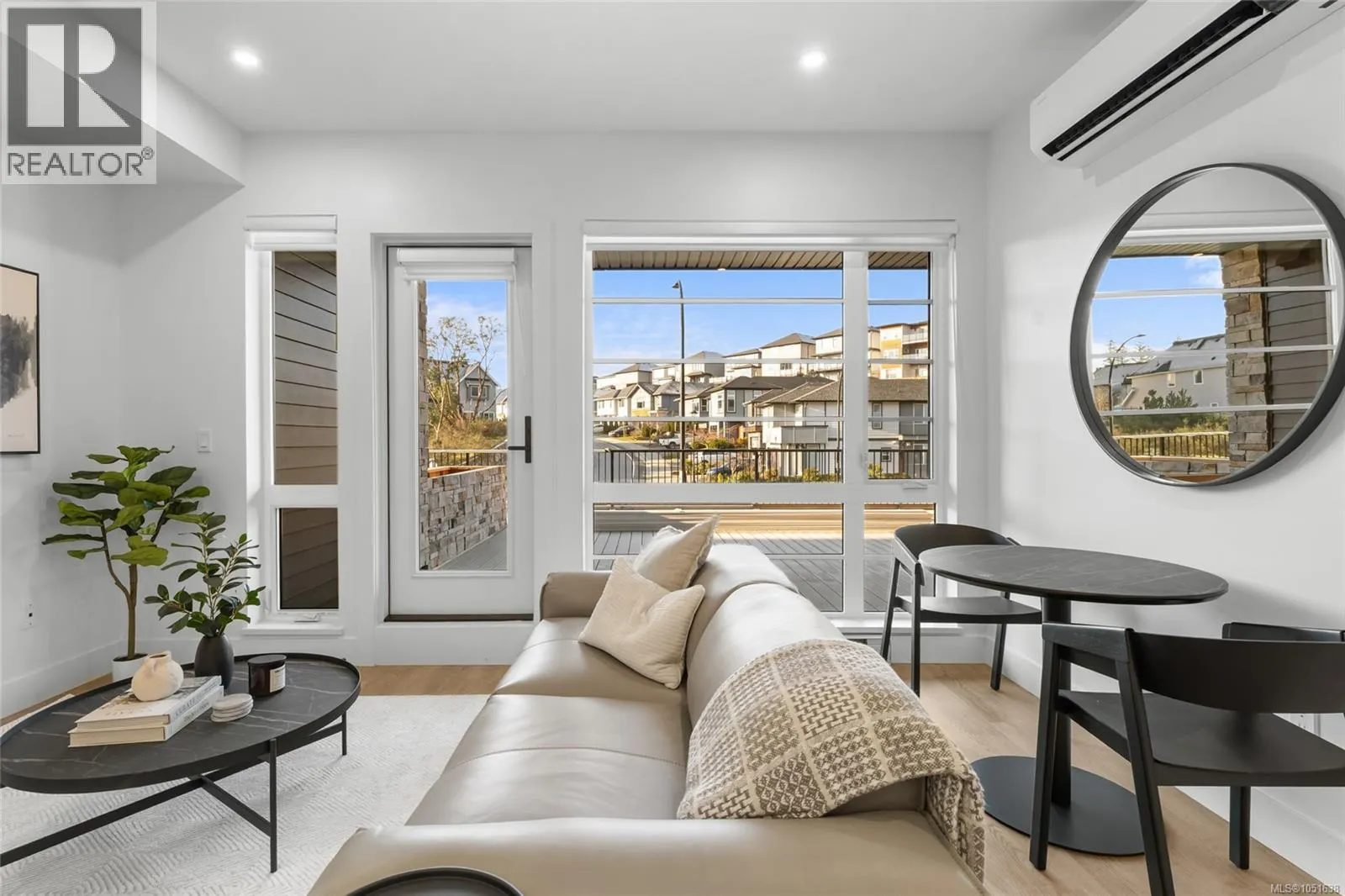 511 2341 Bear Mountain Pkwy