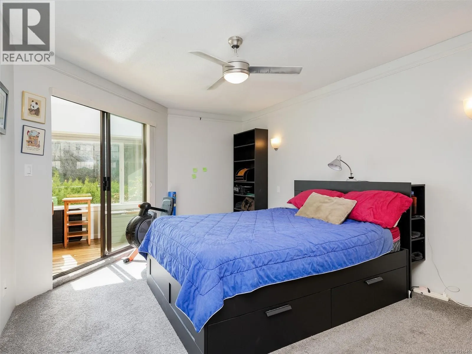 203 3260 Quadra St