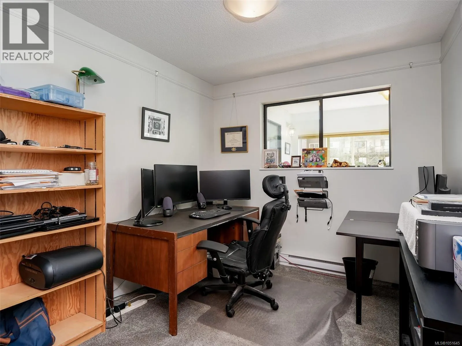 203 3260 Quadra St