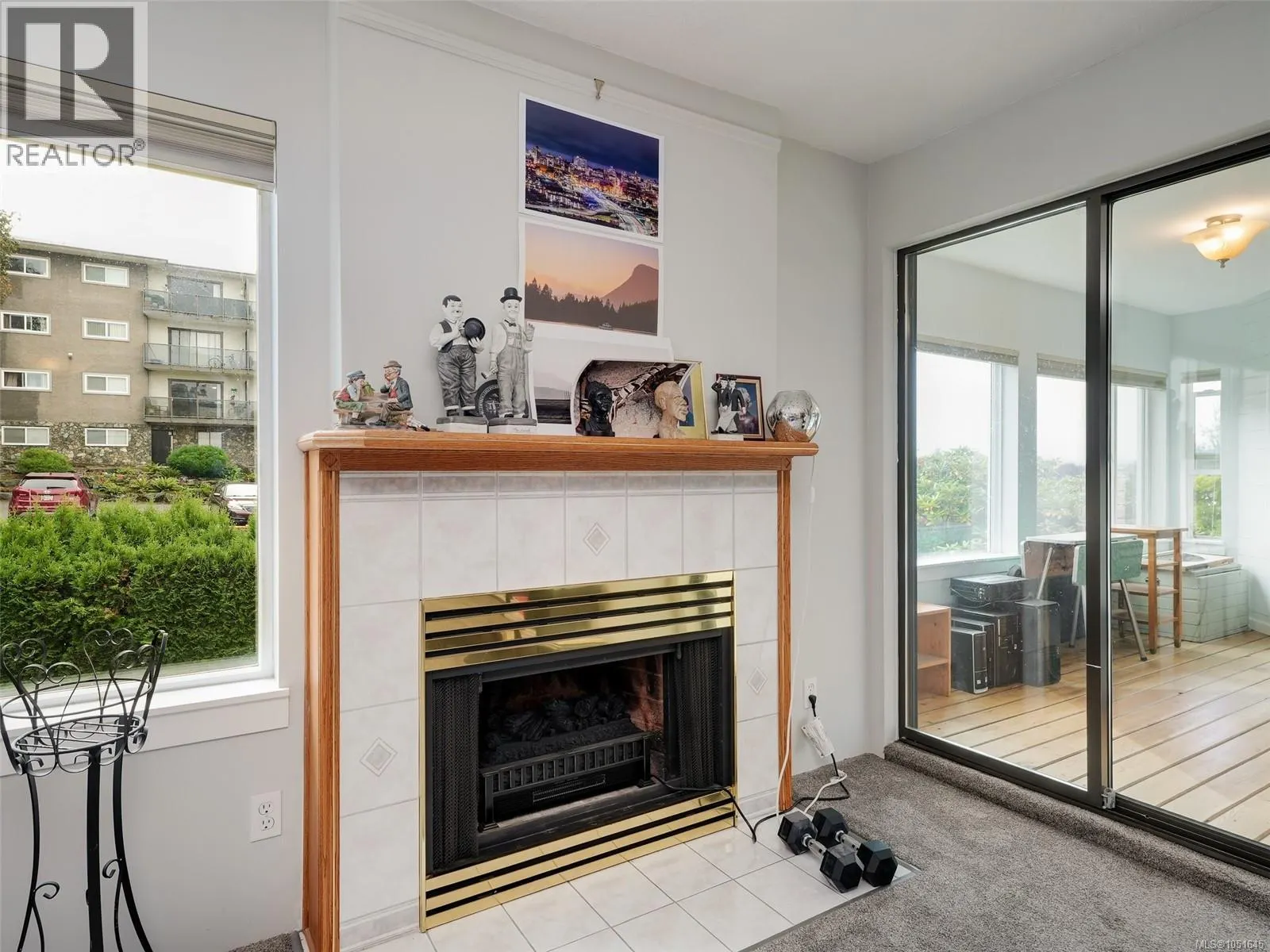 203 3260 Quadra St