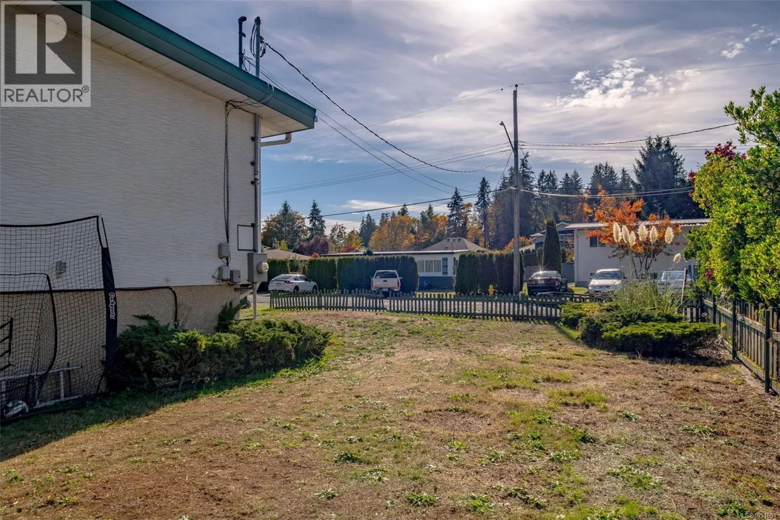 2895 Josephine St