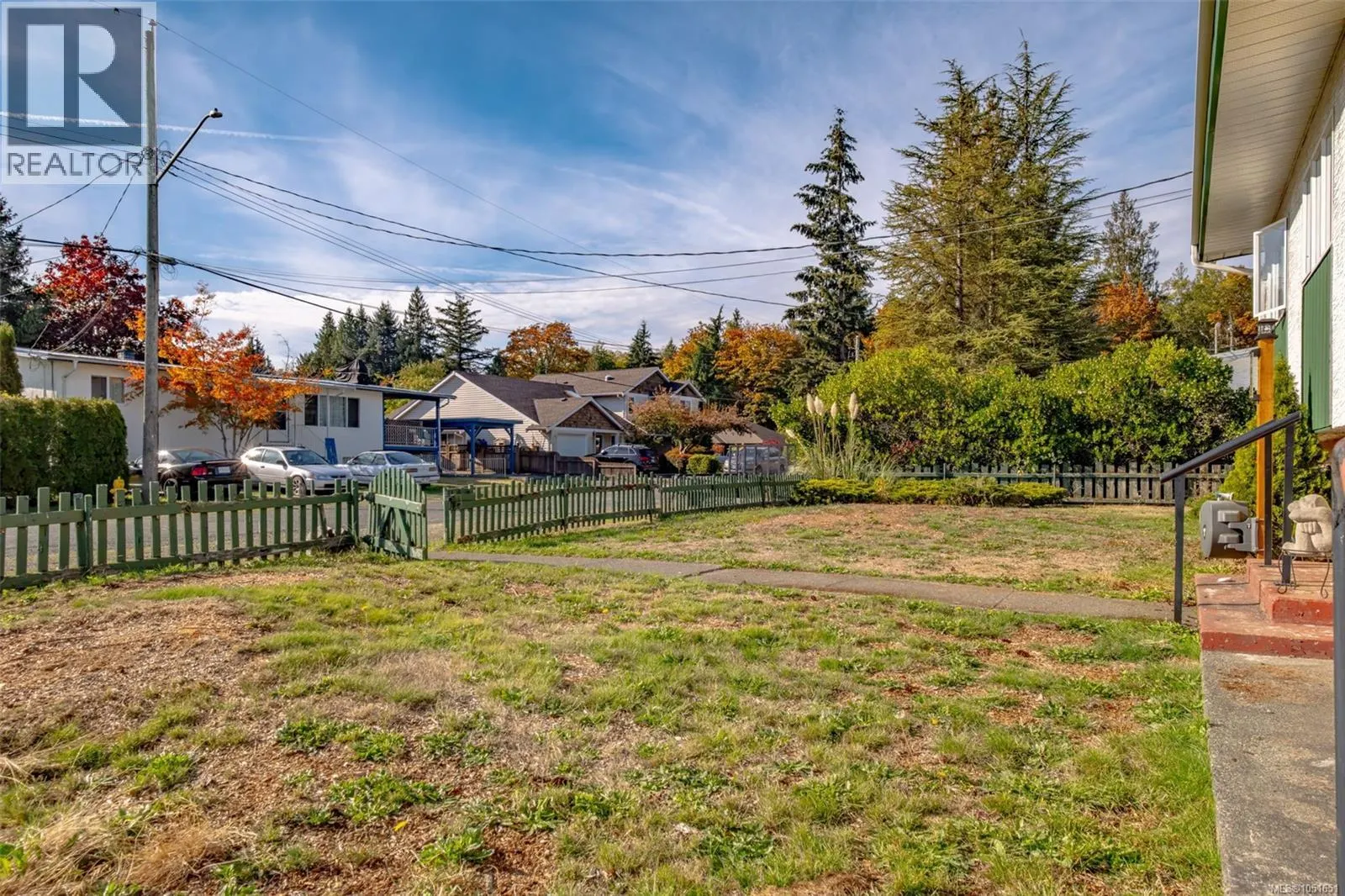 2895 Josephine St