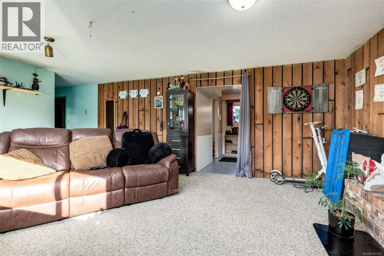 2895 Josephine St