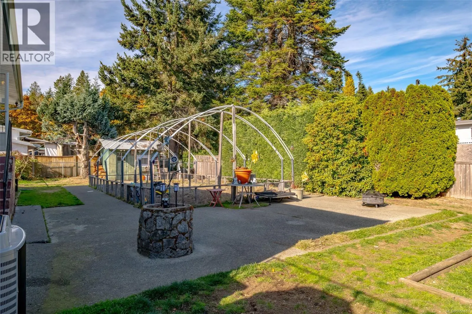 2895 Josephine St