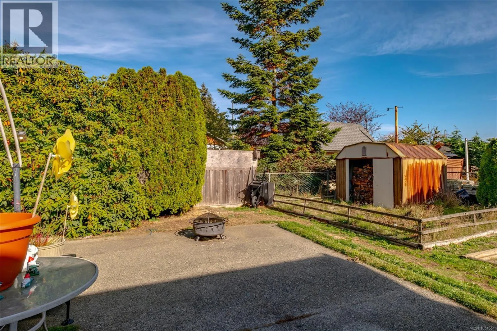 2895 Josephine St