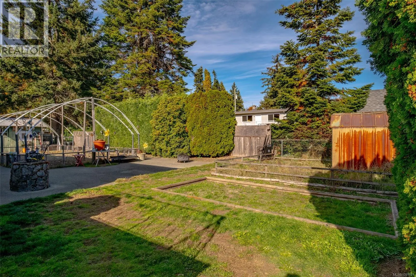 2895 Josephine St