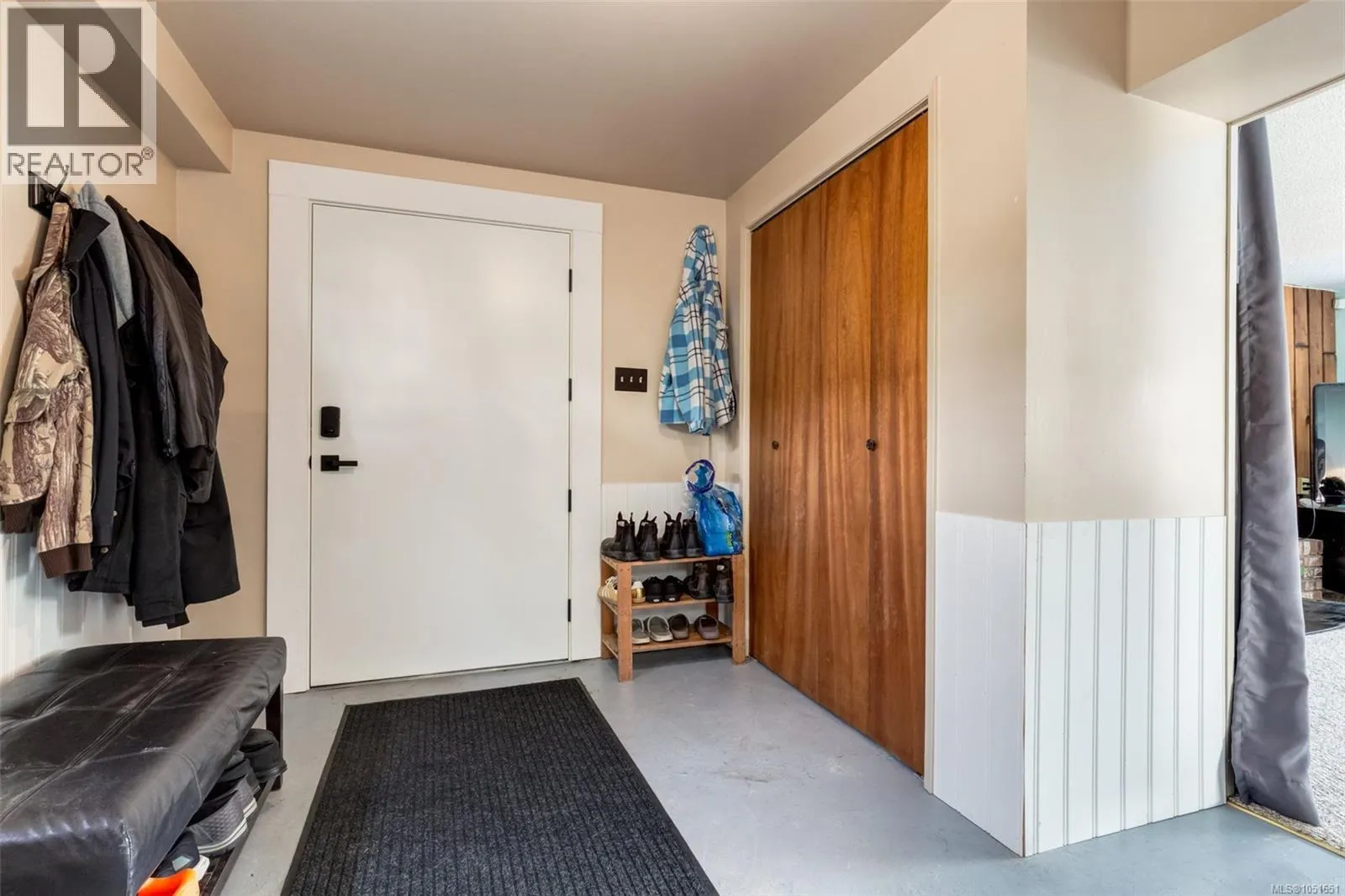 2895 Josephine St