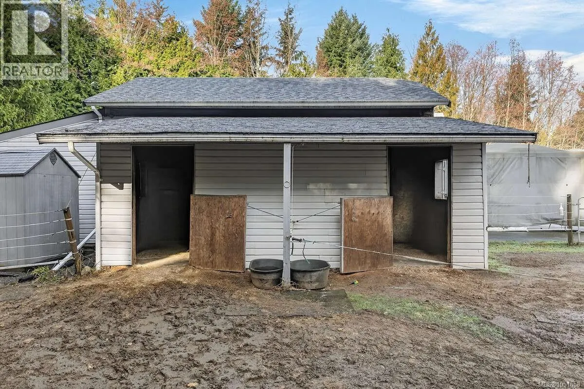 1136 Corcan Rd