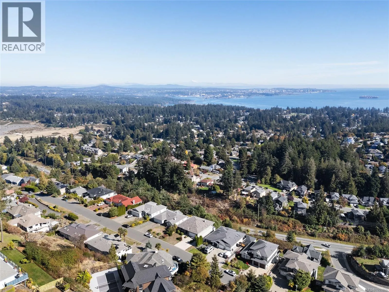 3387 Haida Dr