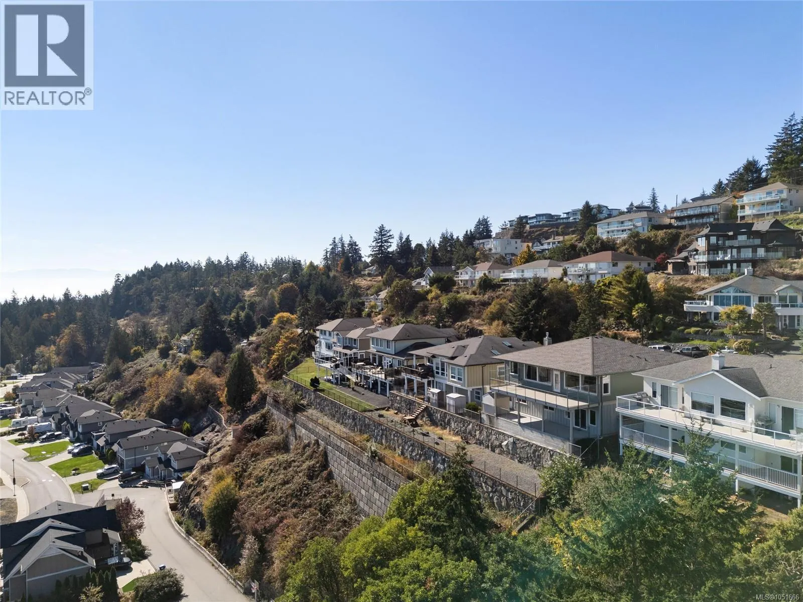 3387 Haida Dr